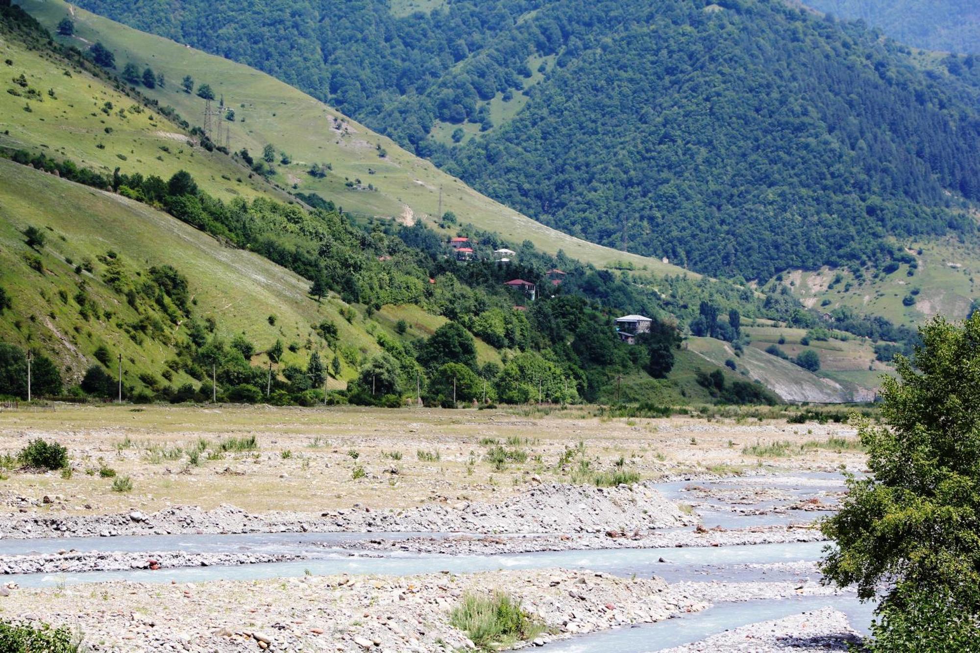 "Aragvi" Hotel Naghorevi Exterior foto